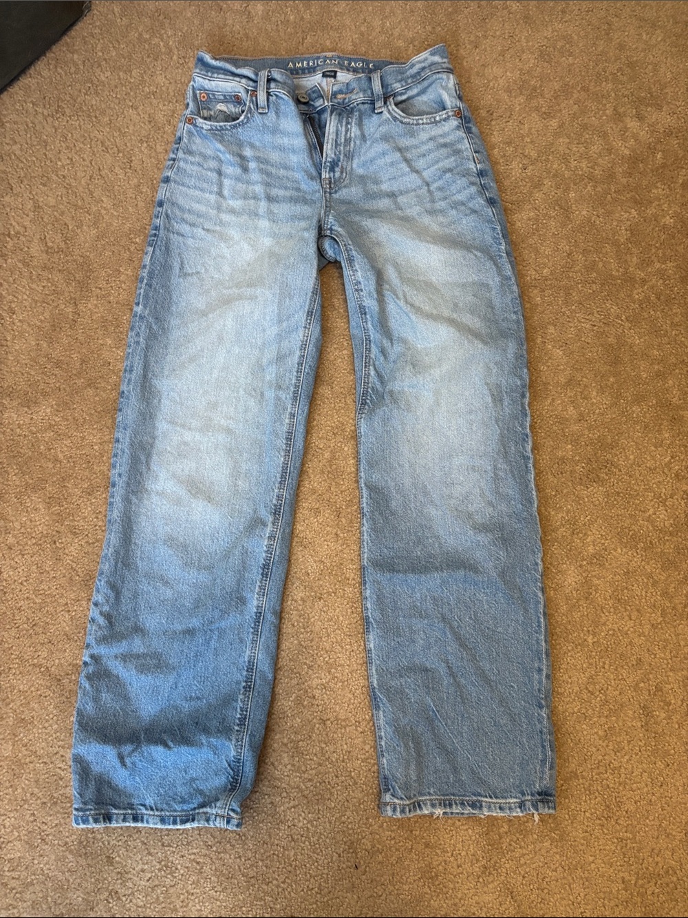 American Eagle Outfitters Women’s Light Blue Straight Leg Jeans